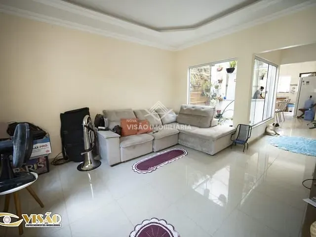 Casa 2 quartos e 1 banheiro, à venda, no bairro Jardim das Azaleias em Sinop