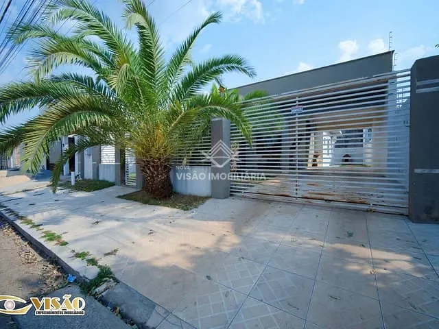 Casa 2 quartos e 1 banheiro, à venda, no bairro Jardim das Azaleias em Sinop