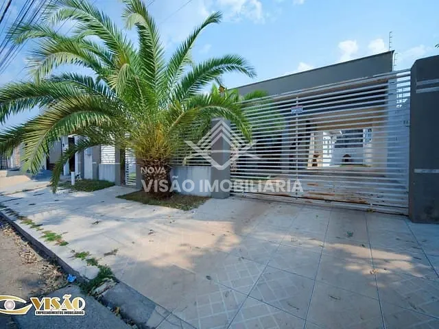Casa 2 quartos e 1 banheiro, à venda, no bairro Jardim das Azaleias em Sinop
