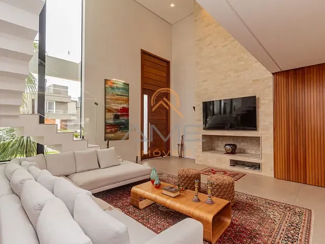 Casa com 345m² 3 quartos e 5 banheiros, à venda, no bairro Laranjal em Pelotas