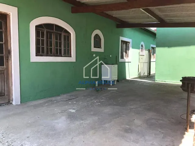 Casa com 250m² 2 quartos e 2 banheiros, à venda, no bairro Comercial e Residencial Jardim Mariana em Pindamonhangaba