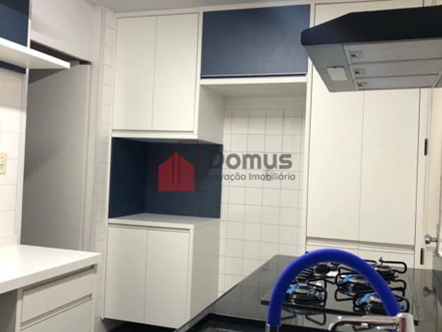Casa com 330m², à venda, no bairro Centro em Pindamonhangaba