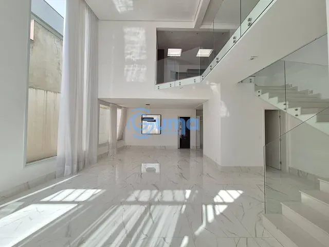 Casa com 624m² 3 quartos e 5 banheiros, à venda, no bairro Jardim São José em Bragança Paulista
