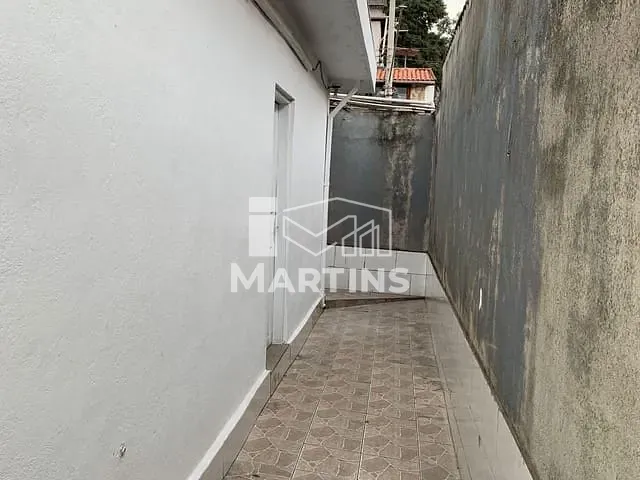 Casa 2 quartos e 1 banheiro, para alugar, no bairro Jardim São Judas Tadeu em Taboão da Serra