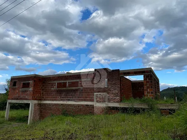Casa com 125m² 3 quartos e 2 banheiros, à venda, no bairro Centro em Paverama