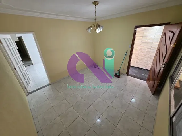 Casa com 126m² 3 quartos e 2 banheiros, para alugar, no bairro Pestana em Osasco