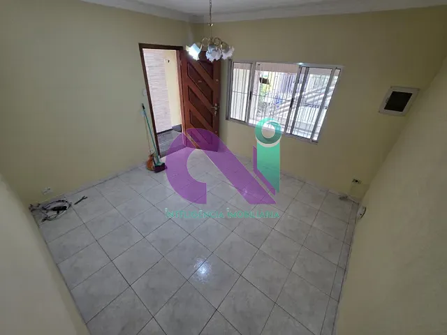 Casa com 126m² 3 quartos e 2 banheiros, para alugar, no bairro Pestana em Osasco