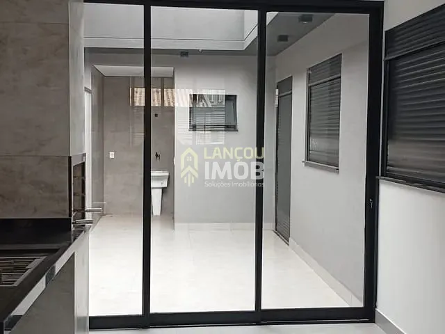 Casa com 150m² 3 quartos e 2 banheiros, à venda, no bairro Jardim Marambaia em Jundiaí