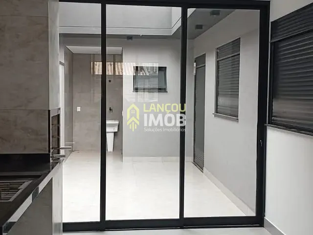 Casa com 150m² 3 quartos e 2 banheiros, à venda, no bairro Jardim Marambaia em Jundiaí