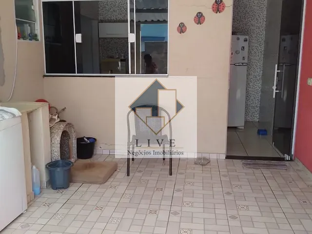 Casa 4 quartos e 2 banheiros, à venda, no bairro Jardim das Palmeiras-CDHU em Nova Odessa