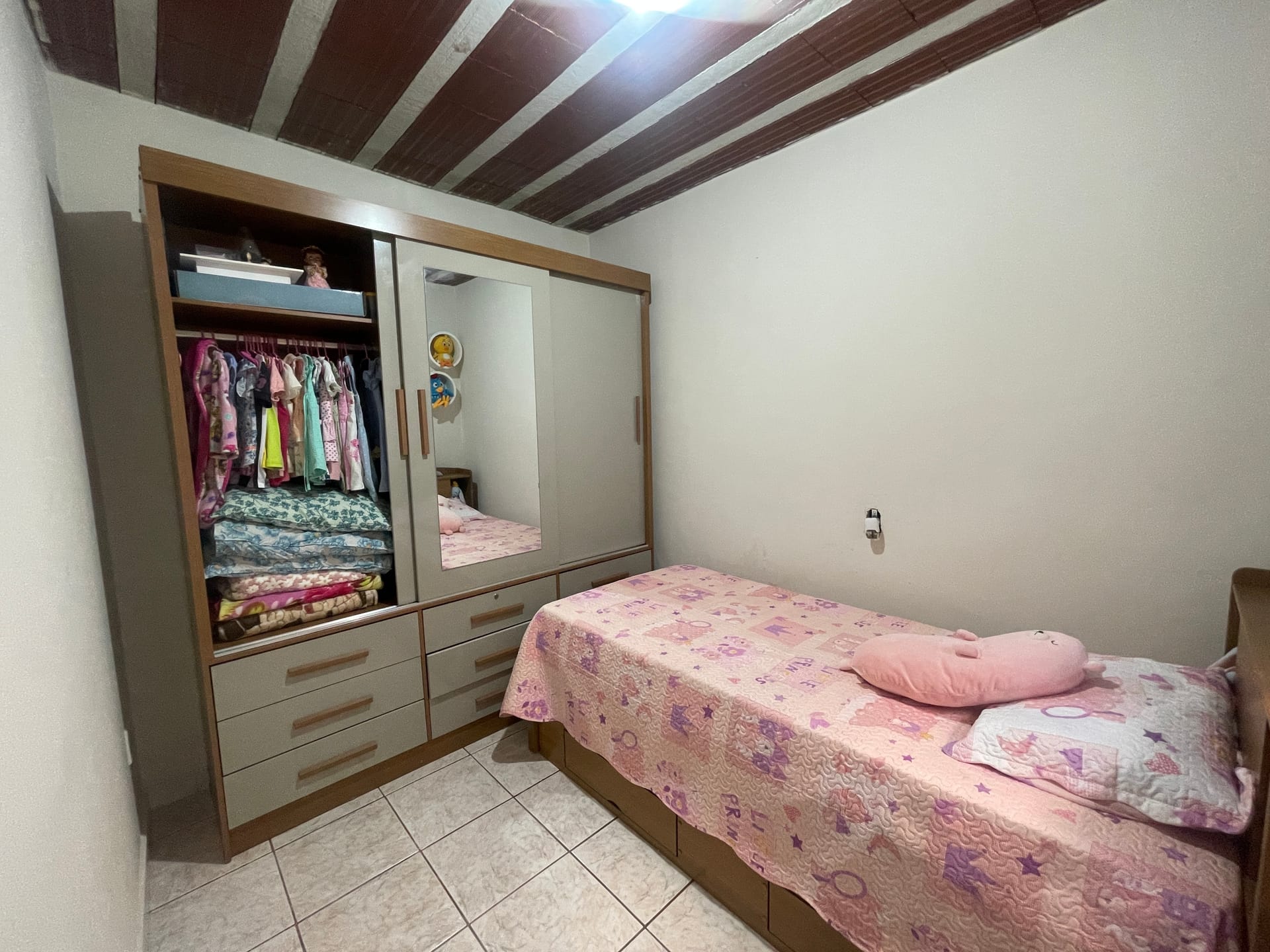 Casa com 2 moradias à venda com 5 quartos e 10 vagas no Bairro Califórnia em Belo Horizonte/MG – Próximo à Arena MRV