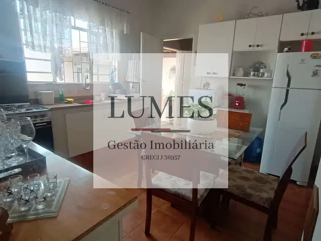 Casa com 390m² 3 quartos e 1 banheiro, à venda, no bairro Vila Santo Antônio em Americana