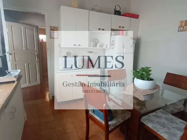 Casa com 390m² 3 quartos e 1 banheiro, à venda, no bairro Vila Santo Antônio em Americana