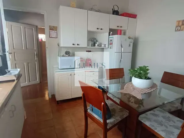Casa com 390m² 3 quartos e 1 banheiro, à venda, no bairro Vila Santo Antônio em Americana