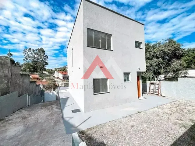 Casa com 1600m² 5 quartos e 4 banheiros, à venda, no bairro Badu em Niterói