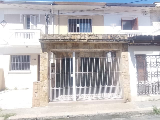 Casa 2 quartos e 2 banheiros, à venda, no bairro Quarta Parada em São Paulo