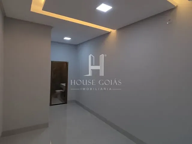 Casa com 210m² 3 quartos e 4 banheiros, à venda, no bairro Jardim Atlântico em Goiânia