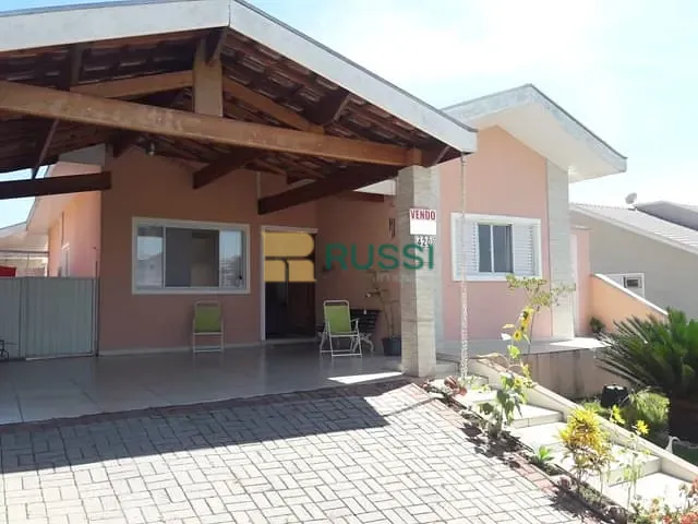 Casa com 360m² 3 quartos e 2 banheiros, à venda, no bairro Condomínio Residencial Mantiqueira em São José dos Campos
