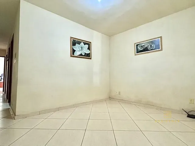 Casa 2 quartos e 1 banheiro, à venda, no bairro Recanto Feliz (Califórnia da Barra) em Barra do Piraí