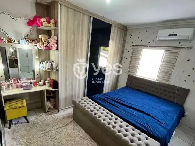 Casa 5 quartos e 5 banheiros, à venda, no bairro Vila Santa Terezinha em Araxá