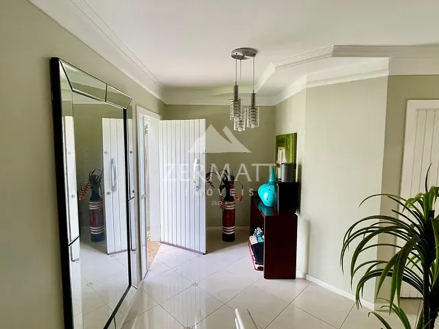 Casa 3 quartos e 3 banheiros, para alugar, no bairro Água Verde em Blumenau