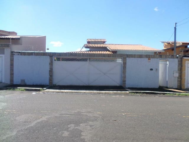 Foto do Casa - Casa à venda 3 Quartos, 1 Suite, 450M², Parque do Mirante, Uberaba - MG | ZUCATO IMOBILIARIA LTDA