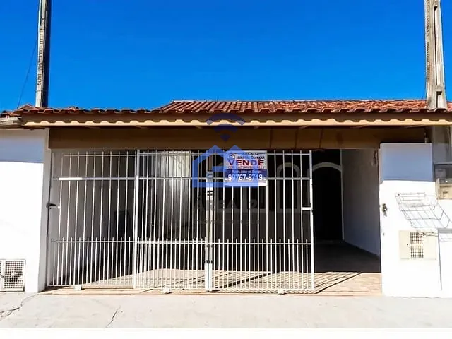 Casa com 129m² 2 quartos e 2 banheiros, à venda, no bairro Praia das Palmeiras em Caraguatatuba