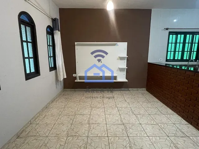 Casa com 129m² 2 quartos e 2 banheiros, à venda, no bairro Praia das Palmeiras em Caraguatatuba