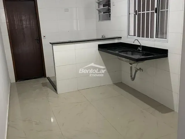Casa com 40m² 1 quarto e 1 banheiro, para alugar, no bairro Vila Nova Cachoeirinha em São Paulo