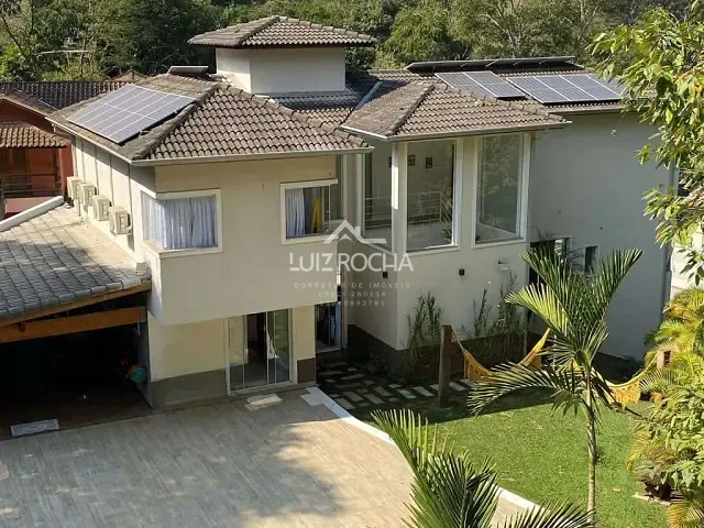 Casa com 1275m² 4 quartos e 5 banheiros, à venda, no bairro Pousada dos Bandeirantes em Carapicuíba