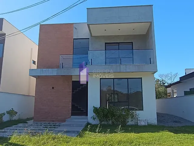 Casa com 208m² 4 quartos e 5 banheiros, à venda, no bairro Ubatiba em Maricá