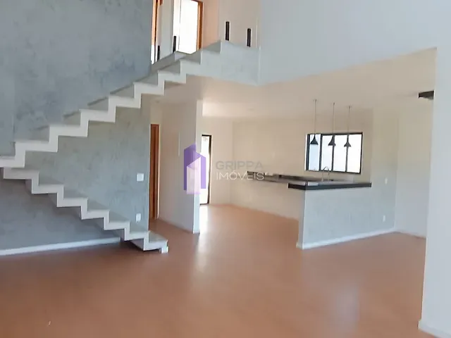 Casa com 208m² 4 quartos e 5 banheiros, à venda, no bairro Ubatiba em Maricá