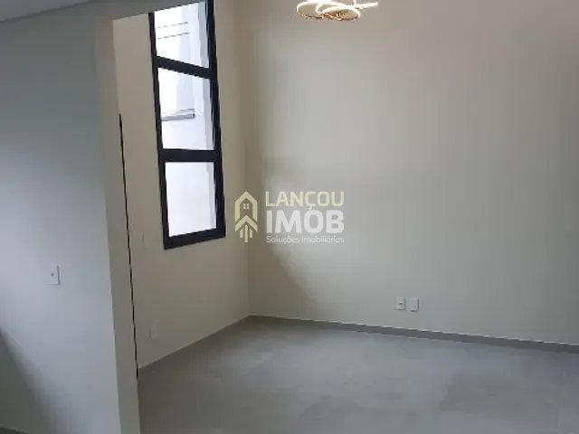 Casa com 150m² 3 quartos e 2 banheiros, à venda, no bairro Jardim Marambaia em Jundiaí