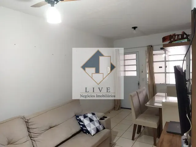 Casa 2 quartos e 1 banheiro, à venda, no bairro Residencial Jardim dos Ipês em Nova Odessa