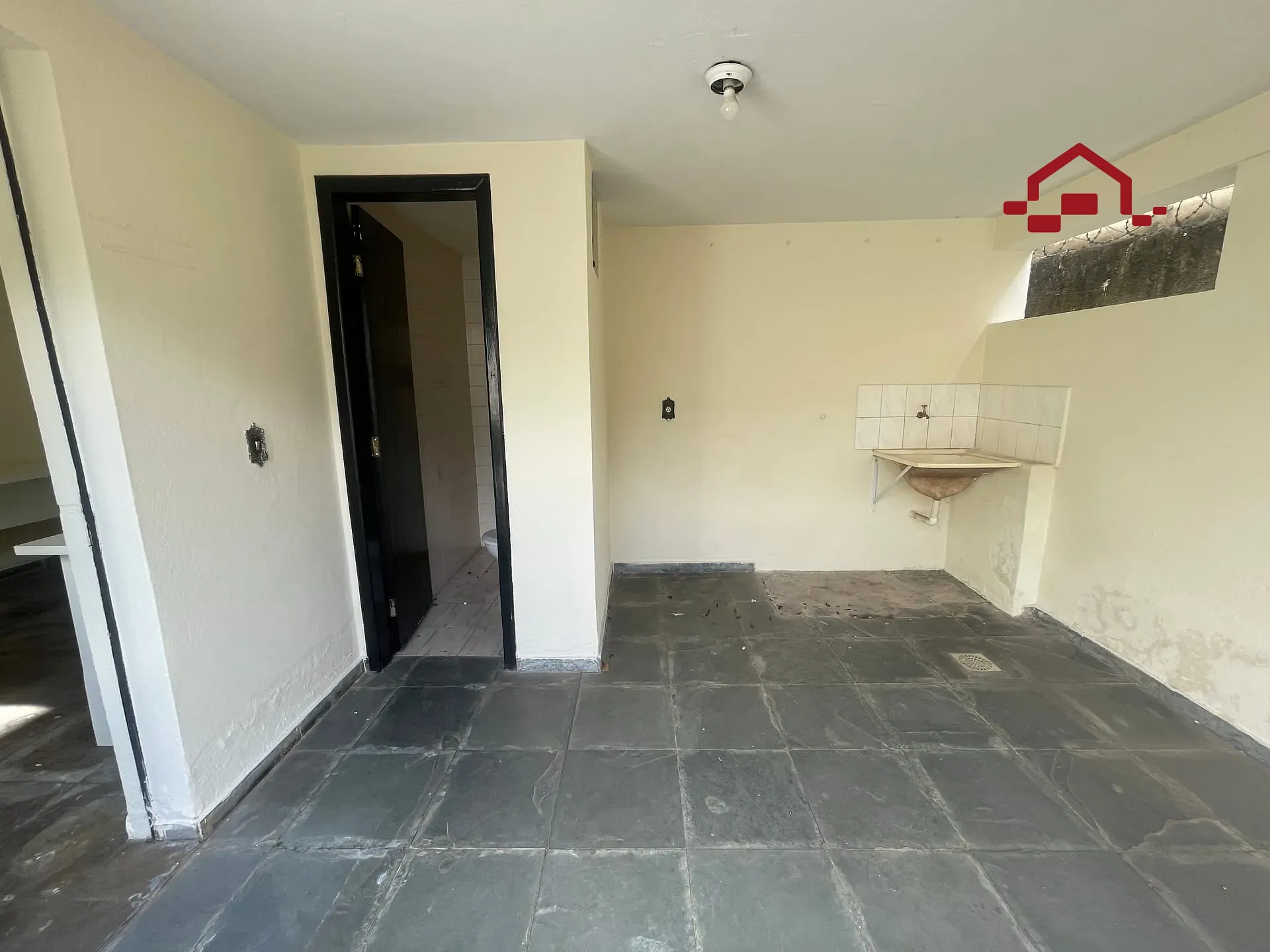 Casa, 1 quarto, 225 m² - Foto 37