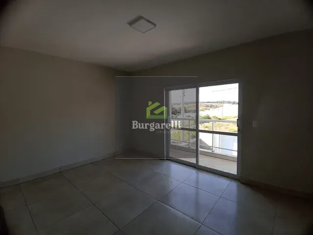 Casa 3 quartos e 3 banheiros, para alugar, no bairro Residencial Sant'ana I em Lavras