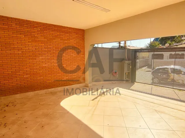 Casa com 250m² 3 quartos e 2 banheiros, à venda, no bairro Jardim Sônia em Jaguariúna