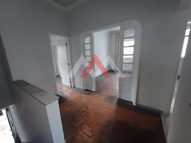 Casa com 130m² 3 quartos e 2 banheiros, para alugar, no bairro Icaraí em Niterói