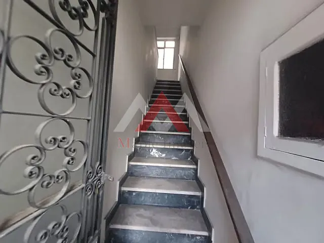 Casa com 130m² 3 quartos e 2 banheiros, para alugar, no bairro Icaraí em Niterói