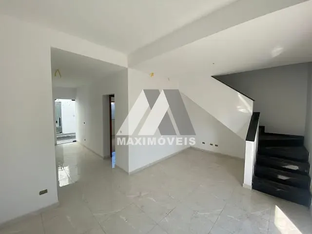 Casa 3 quartos e 3 banheiros, à venda, no bairro Olhos d'água em Porto Seguro