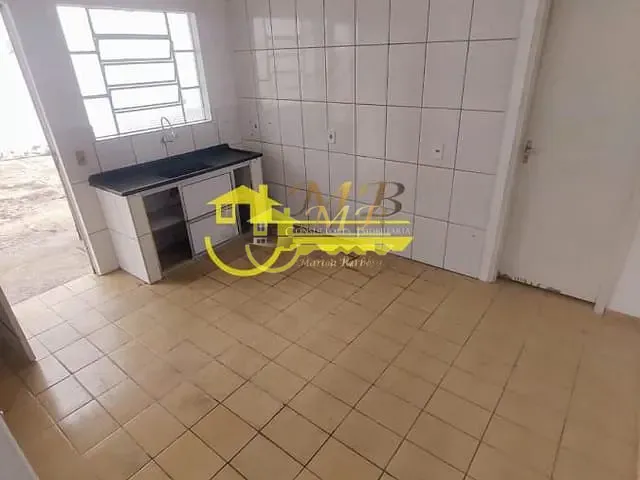 Casa com 300m² 1 quarto e 1 banheiro, à venda, no bairro Parque Universitario de Viracopos em Campinas