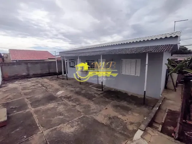 Casa com 300m² 1 quarto e 1 banheiro, à venda, no bairro Parque Universitario de Viracopos em Campinas