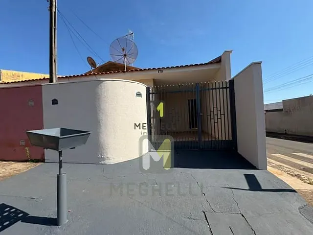 Casa com 200m² 2 quartos e 1 banheiro, para alugar, no bairro Centro em Serrana