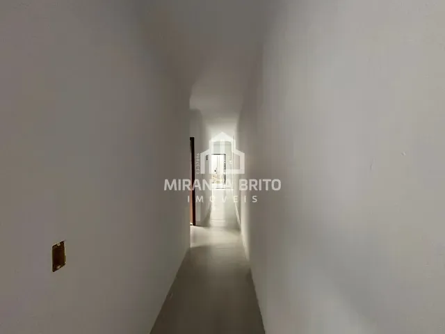 Casa 3 quartos e 2 banheiros, à venda, no bairro Jardim Veneza em Aparecida de Goiânia