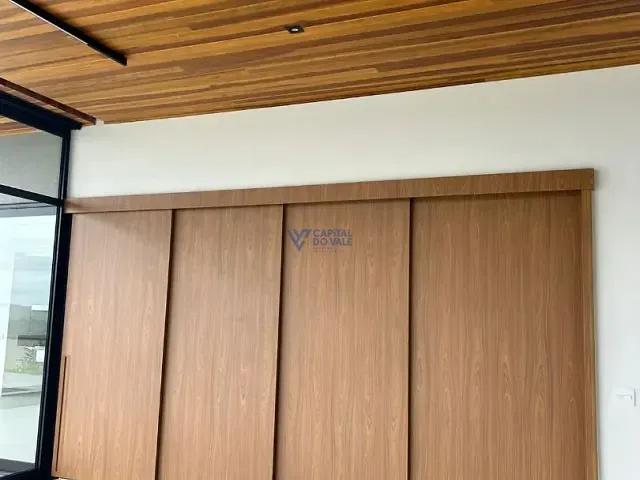 Casa com 995m² 4 quartos e 5 banheiros, à venda, no bairro Condomínio Reserva do Paratehy em São José dos Campos