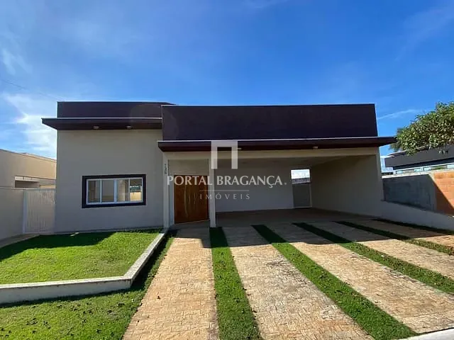 Casa com 600m² 3 quartos e 5 banheiros, para alugar, no bairro Condomínio Jardim Flamboyan em Bragança Paulista