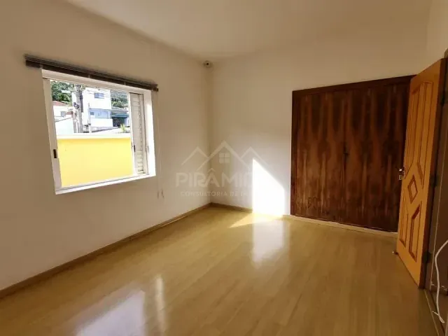 Casa com 437m² 3 quartos e 2 banheiros, para alugar, no bairro Jardim dos Estados em Poços de Caldas