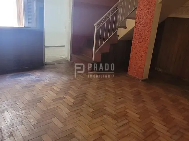 Casa 6 quartos e 4 banheiros, à venda, no bairro Centro em Pelotas