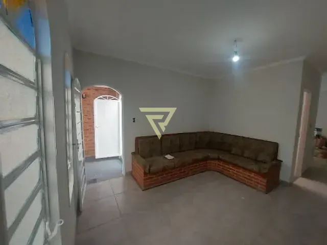 Casa com 200m² 2 quartos e 1 banheiro, à venda, no bairro Avelino Alves Palma em Ribeirão Preto