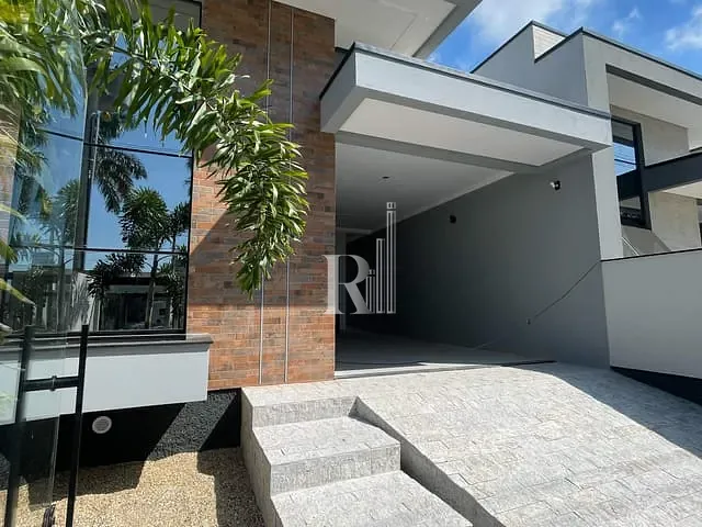 Casa 3 quartos e 2 banheiros, à venda, no bairro Areias em Tijucas